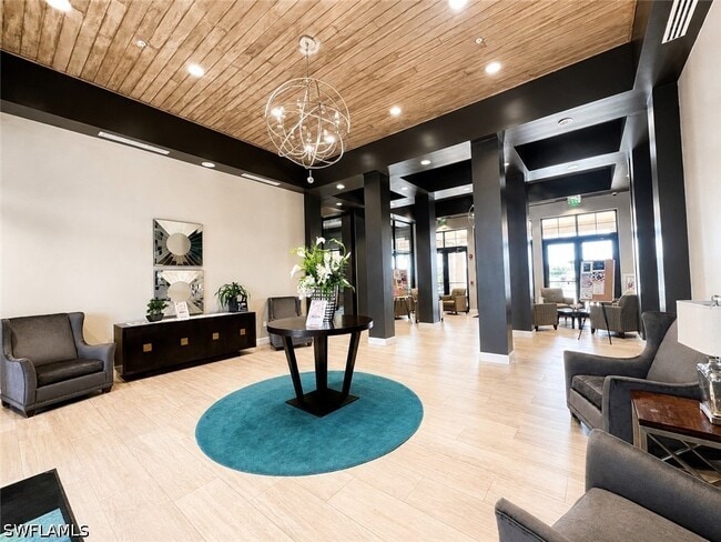 Building Photo - 1367 Artesia Dr E