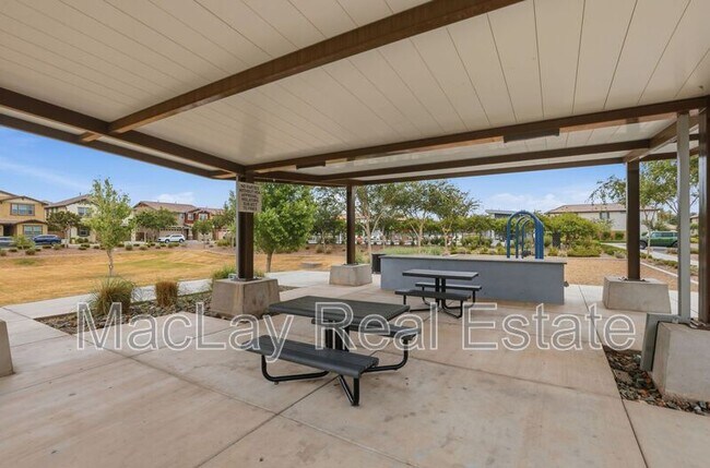 Building Photo - 1166 E Weatherby Way