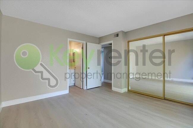 Building Photo - 3901 Senate Ave