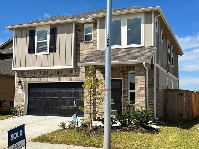 Building Photo - 5635 Giving Grace Wy