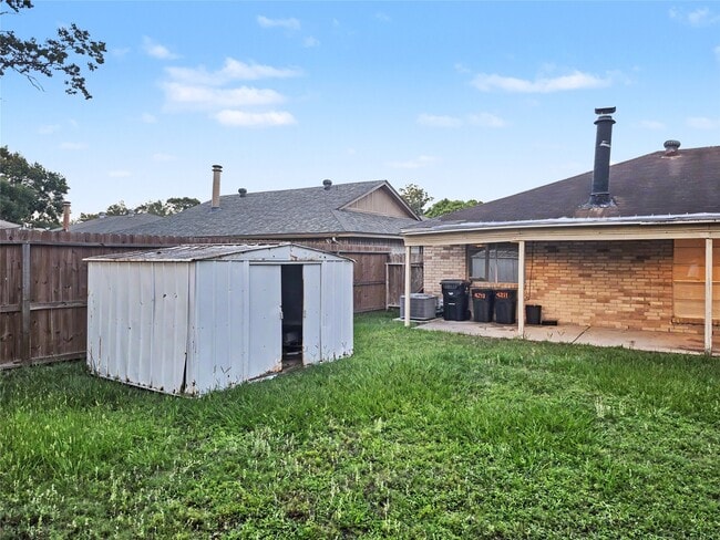 Building Photo - 4211 Falcon Meadow Dr