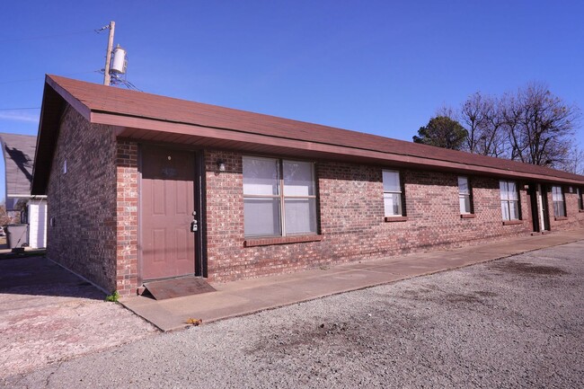 Building Photo - 201 E Baldwin