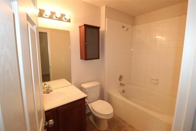 Building Photo - 3033 Stone Forest Cir