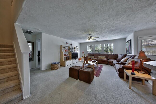 Building Photo - 39 W Sage Creek Pl