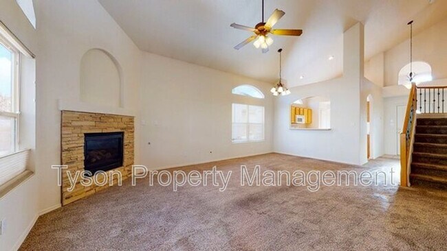 Building Photo - 6312 Calle Tesoro NW