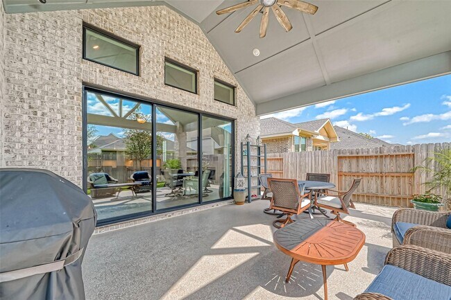 Building Photo - 24918 Flint Lake Dr