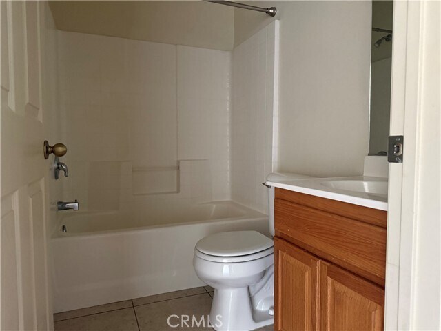 Building Photo - 1555 Orange St