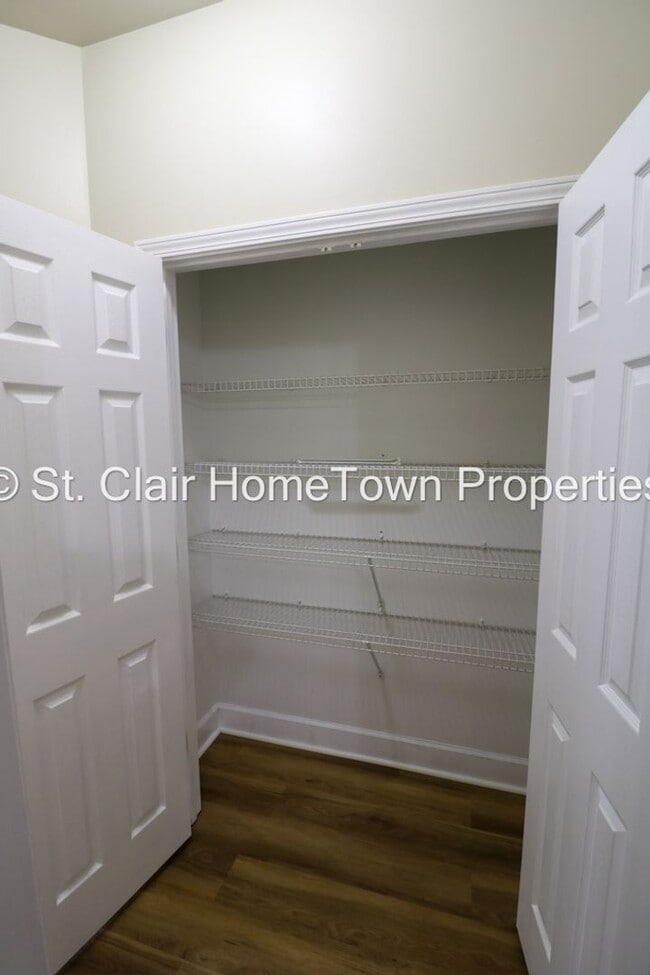 Building Photo - Great Family Home