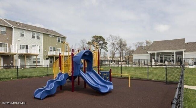 Building Photo - 110 Halliard Dr