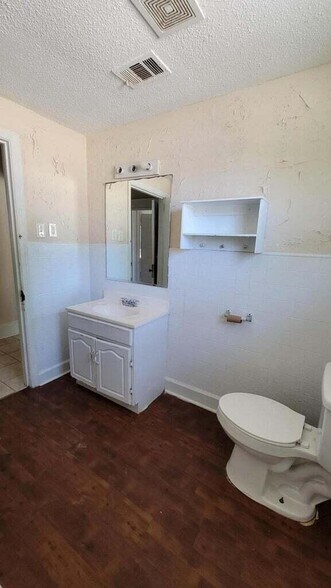 Building Photo - 1728 Telfair St