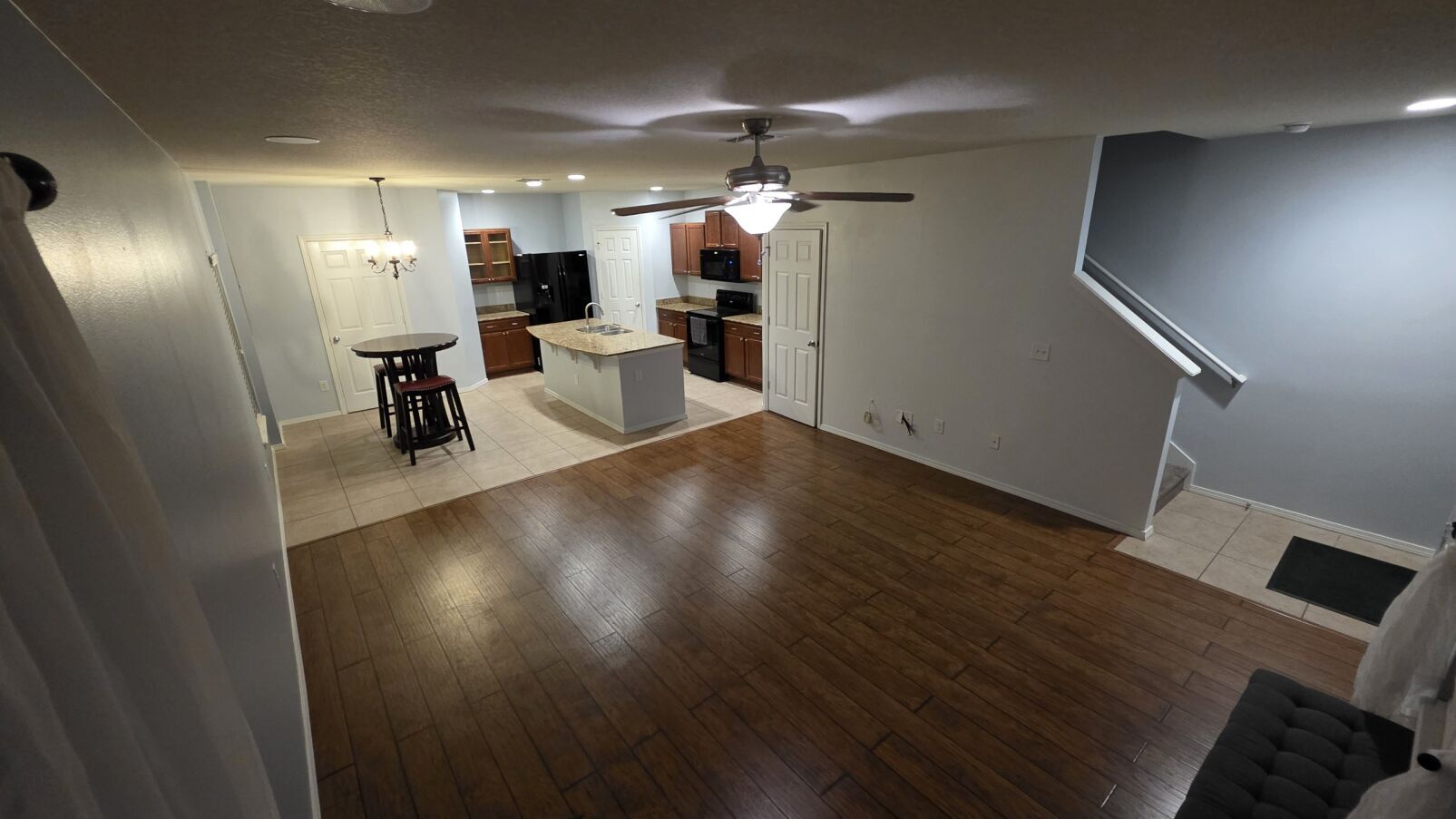 Building Photo - 4630 Chatterton Way