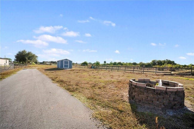 Building Photo - 4080 24th Ave NE