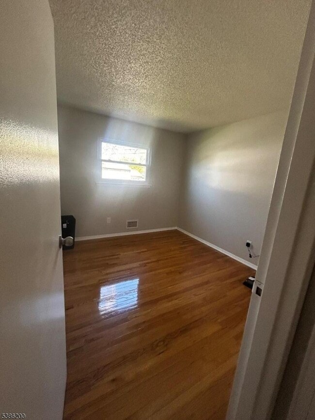 Building Photo - 119 Cindy Ct