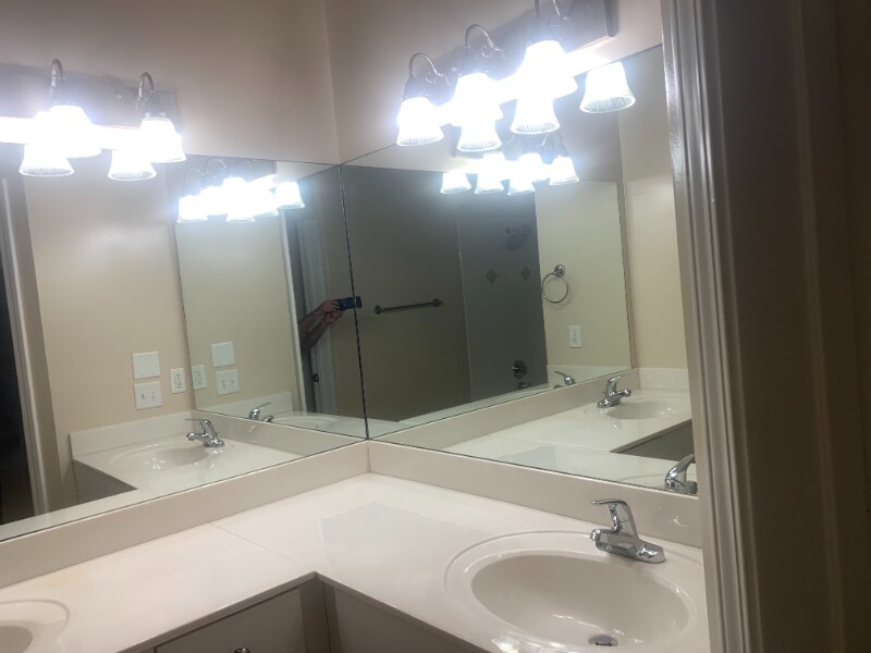 Building Photo - 505 Sunset View Terrace SE