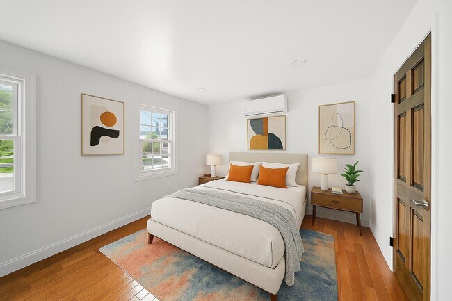 Building Photo - 14 Yankee Pl