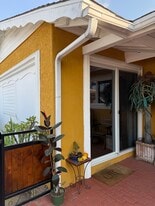 Building Photo - 2866 Calle Salida del Sol