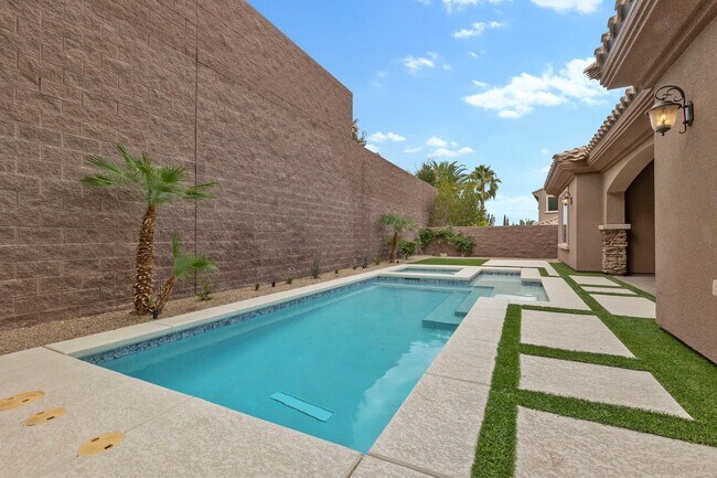 Building Photo - 2776 Liberation Dr