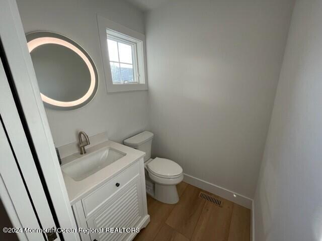 Building Photo - 3632 Ocean Terrace