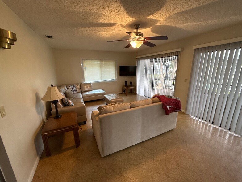 Building Photo - 11675 W Dixie Shores Dr