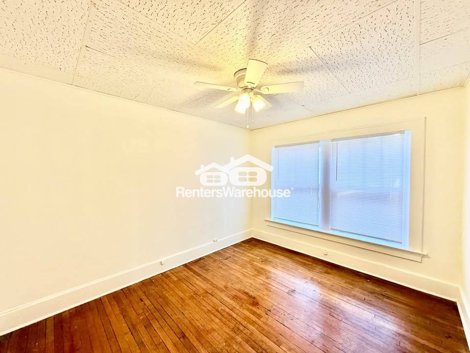 Building Photo - 3612 Ingersoll Ave