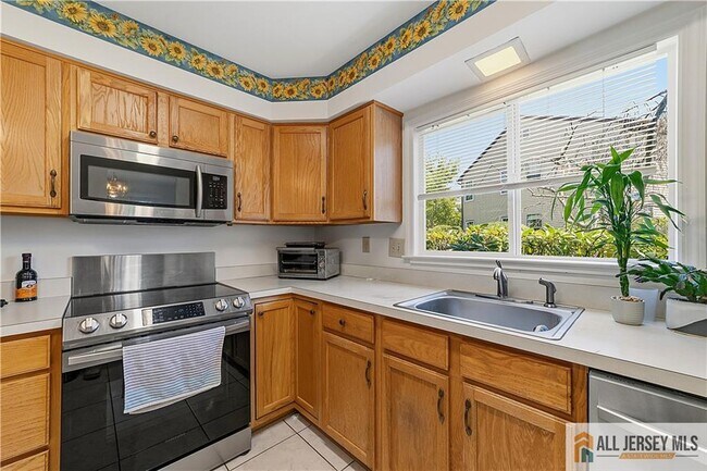 Building Photo - 138 Concordia Cir