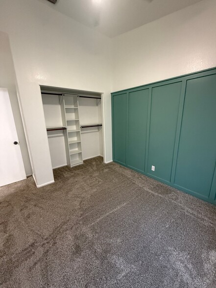 Building Photo - 17617 N Larkspur Ln