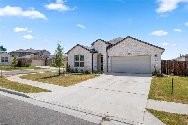 Building Photo - 18017 Nepi Dr