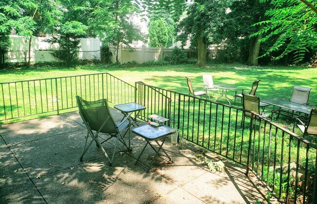 DECK - 27 Avondale Rd