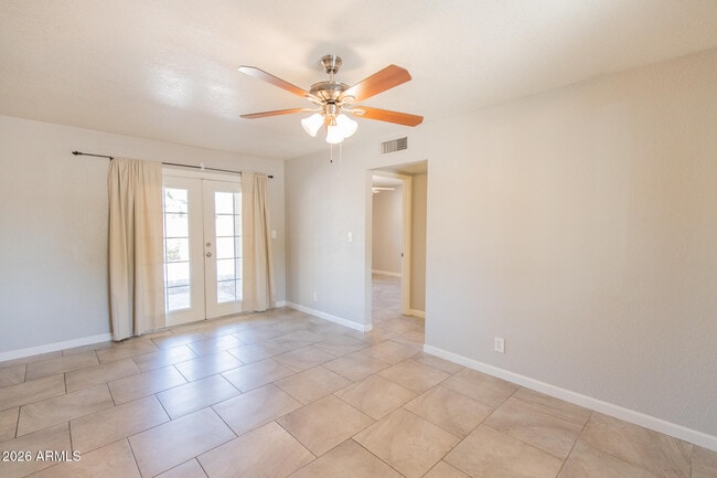 Building Photo - 1620 S Hardy Dr