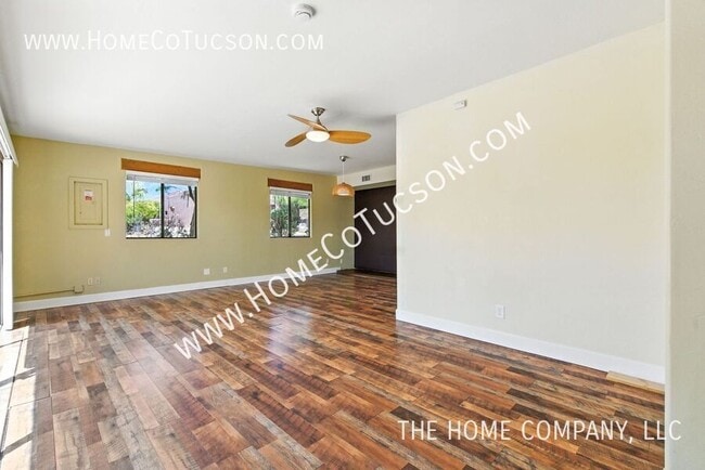 Building Photo - 1921 S Doubletree Ln