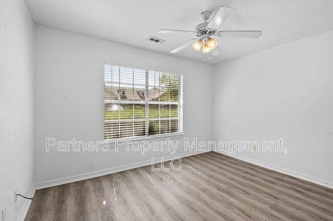 Building Photo - 1128 W Hendrix St