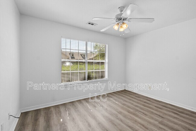 Building Photo - 1174 W Hendrix St
