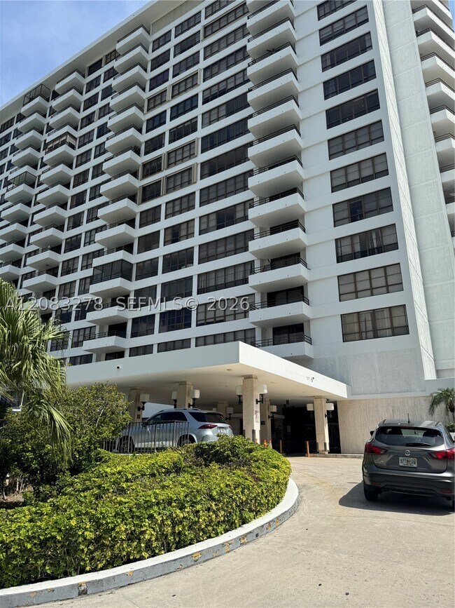 Building Photo - 600 Three Islands Boulevard