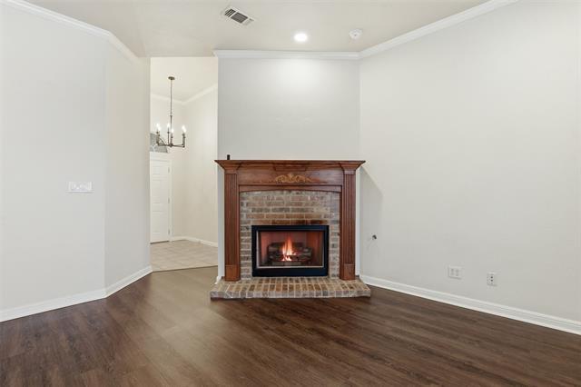 Building Photo - 1404 Chaucer Dr