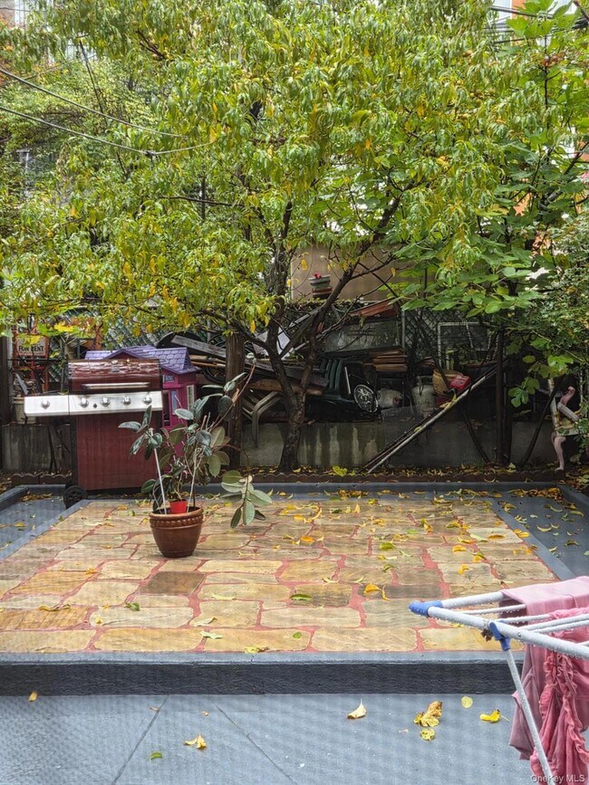 Building Photo - 60-71 70th St