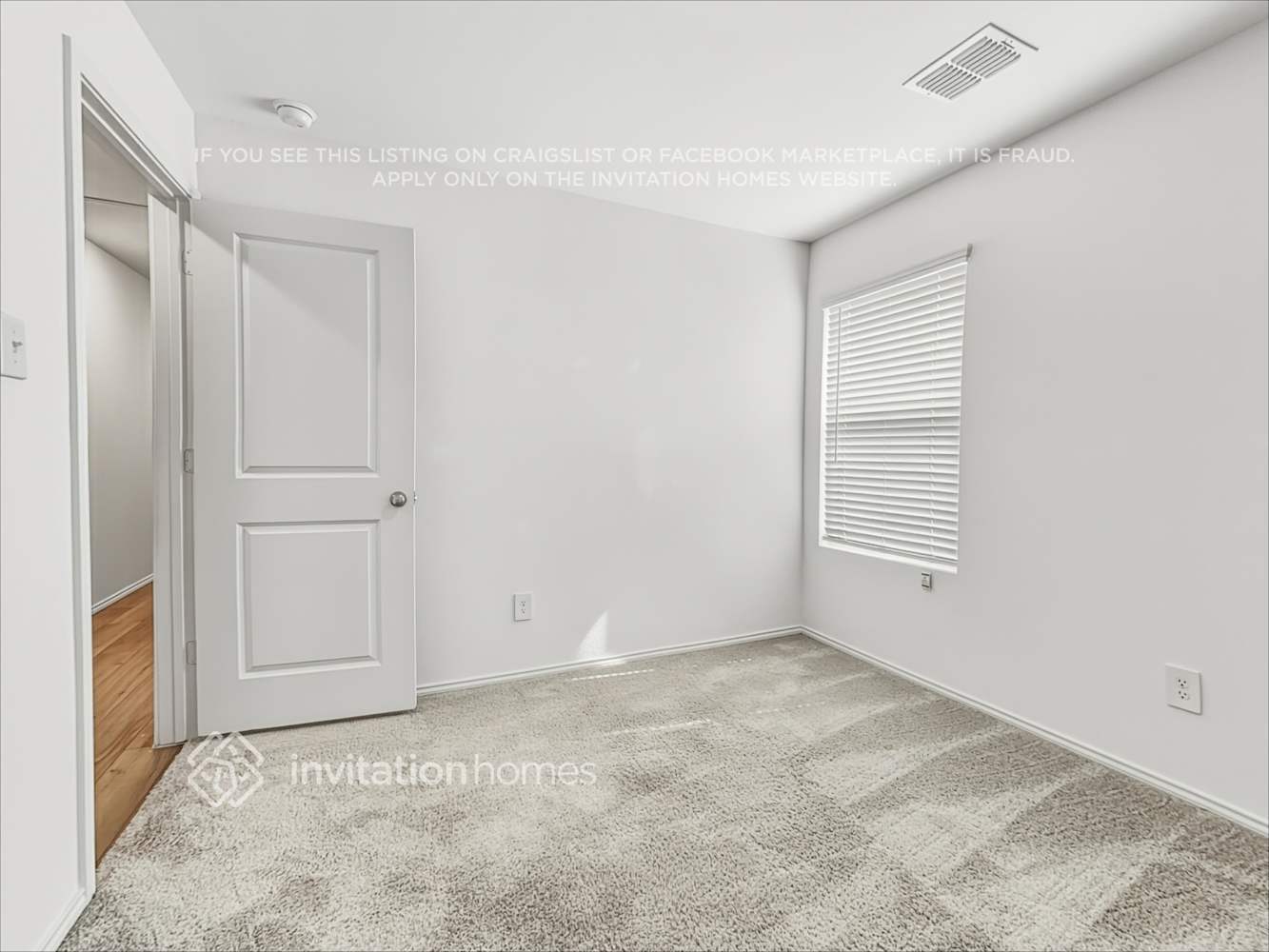 Building Photo - 3222 Crestone Dr