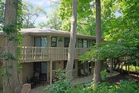 Building Photo - 403 Deerpath W