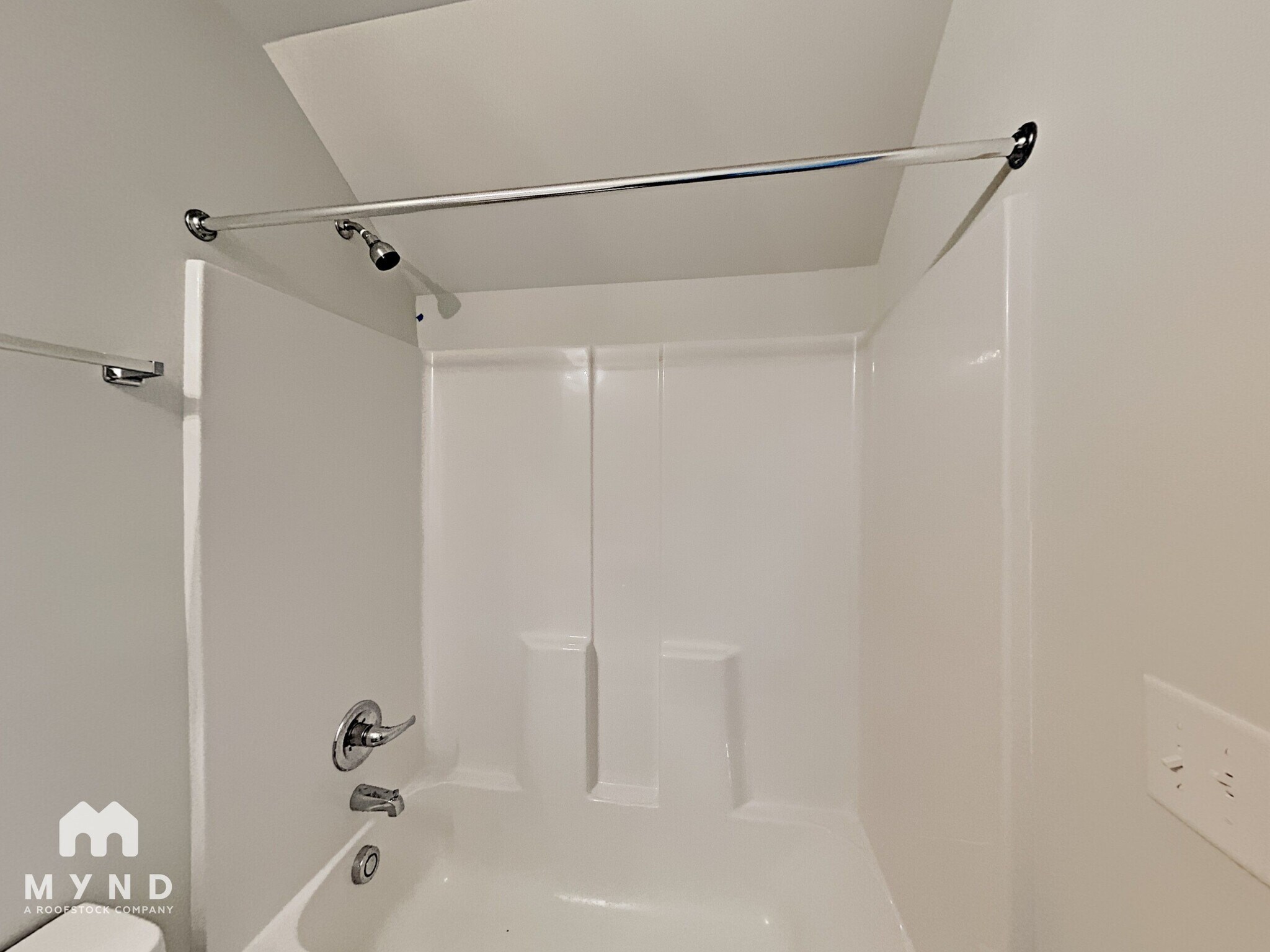 Building Photo - 126 Forest Bend Way