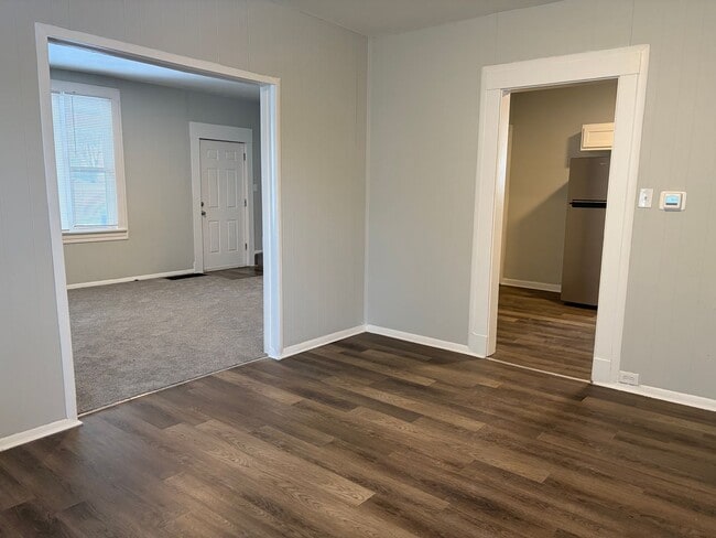 Building Photo - Hidden Gem on a Quiet No-Outlet Street – Move-In Ready 3BR with Garage & Deck Near I-75