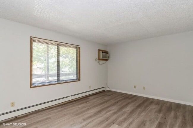 Building Photo - $995 | 2 Bedroom, 1 Bathroom Apartment | No Pets | Available for August 1st, 2026 Move In!