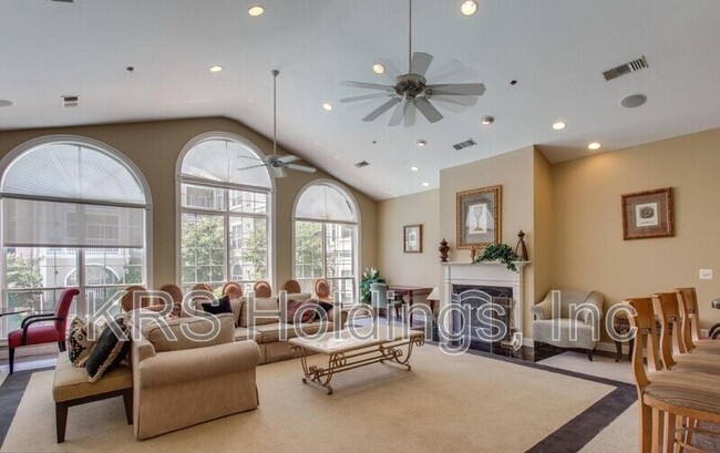 Building Photo - 4550 Strutfield Ln