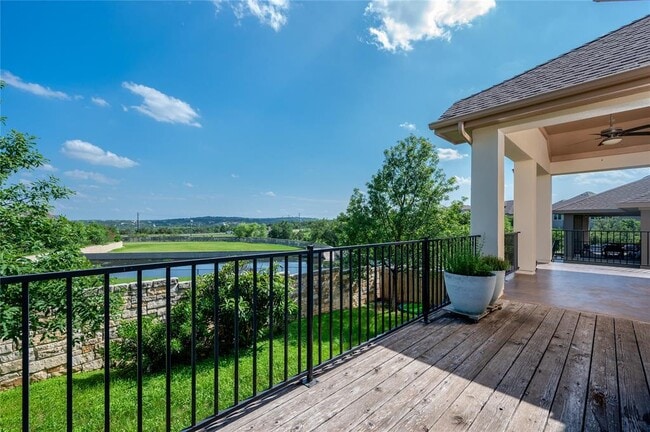 Building Photo - 14505 Ladera Blvd