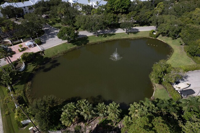 Building Photo - 2502 SE Anchorage Cove