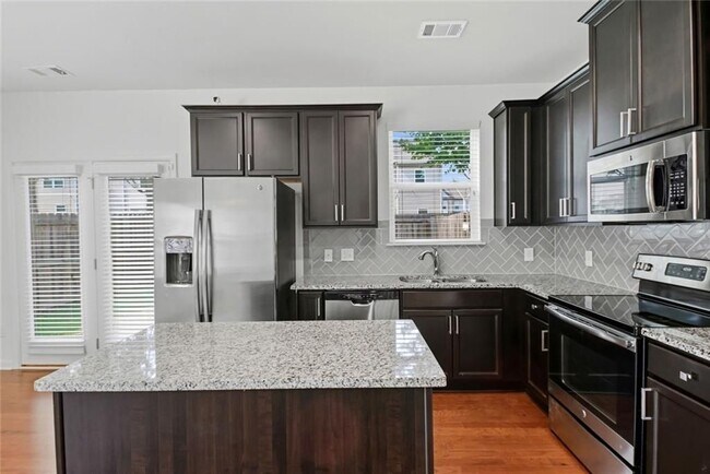 Building Photo - 2705 Avanti Way