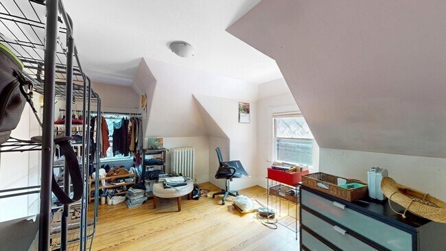 Building Photo - 104 Englewood Ave