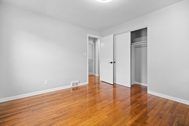 Building Photo - Freshly Remodeled 3-Bedroom Cape Cod in The Heart of Richmond Heights