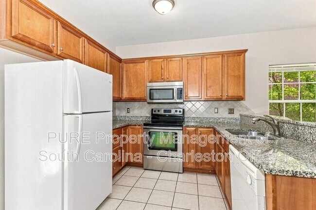 Building Photo - 106 Walden Ridge Way