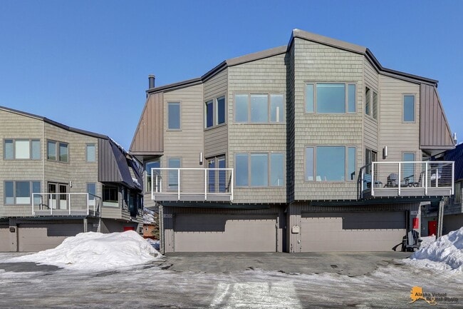 Building Photo - 1835 W 15th Ave