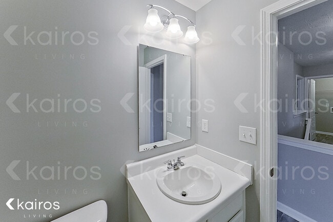 Building Photo - 18756 Weihe Ln