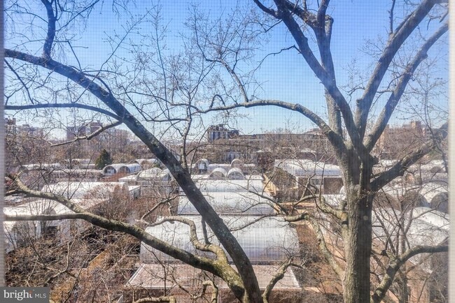 Building Photo - 1311 Delaware Ave SW